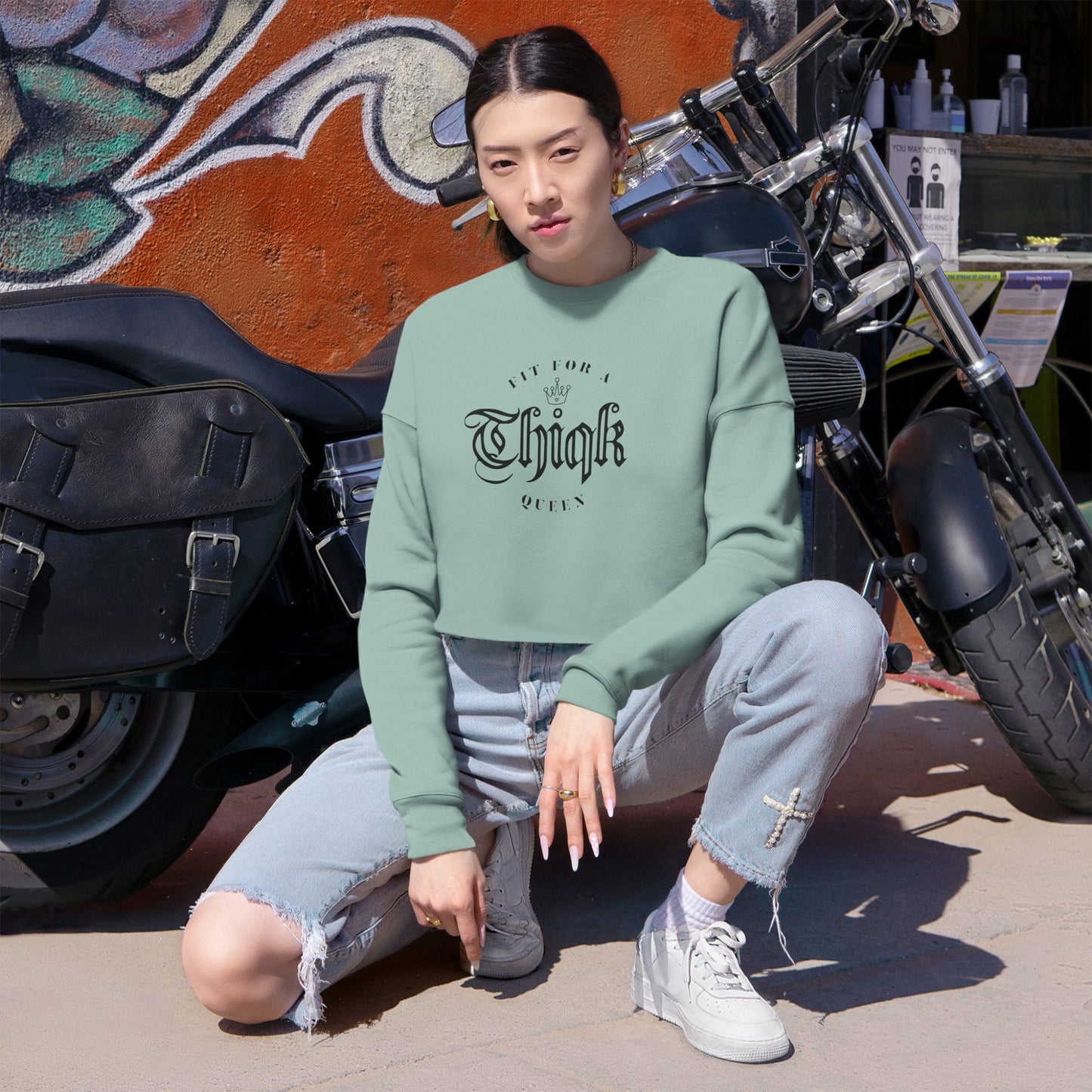 Thiqk Cropped Sweatshirt - Perfect for Queens - Cozy Fashion for Confident Women
